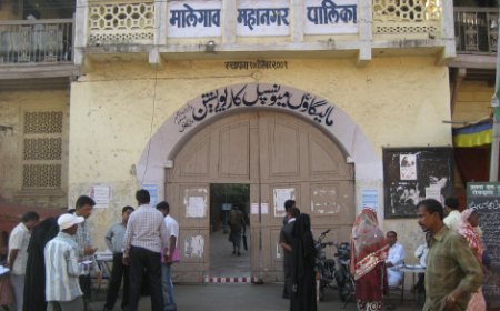 महापालिका निवडणूक : मालेगावात अर्ज पडताळणीत गोंधळ, रात्री उशिरापर्यंत प्रक्रिया